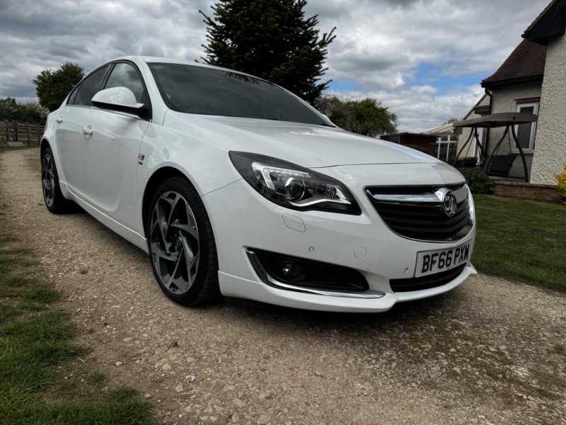 VAUXHALL INSIGNIA 2.0 CDTi SRi VX Line Nav Auto Euro 6 5dr