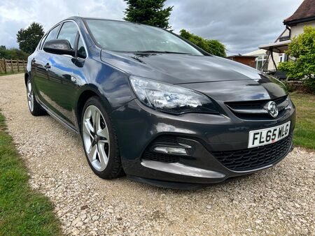 VAUXHALL ASTRA 1.6 16v Limited Edition Manual Euro 5 5dr