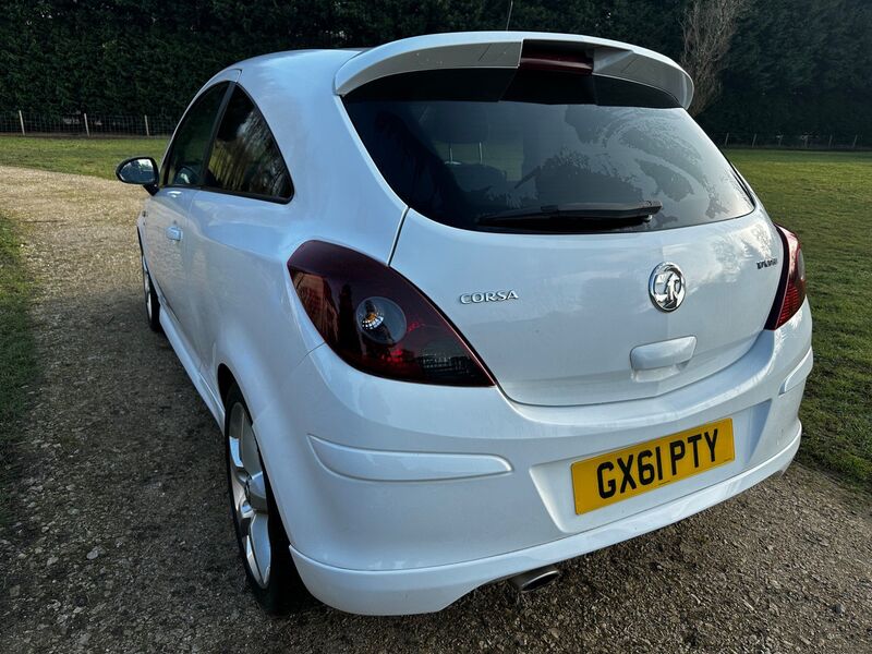 VAUXHALL CORSA