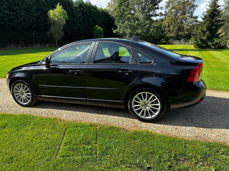 VOLVO S40